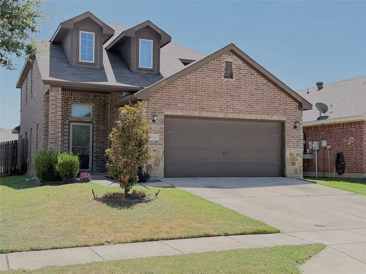 5509 Thunder Bay Drive, Fort Worth, TX 76119 - #1
