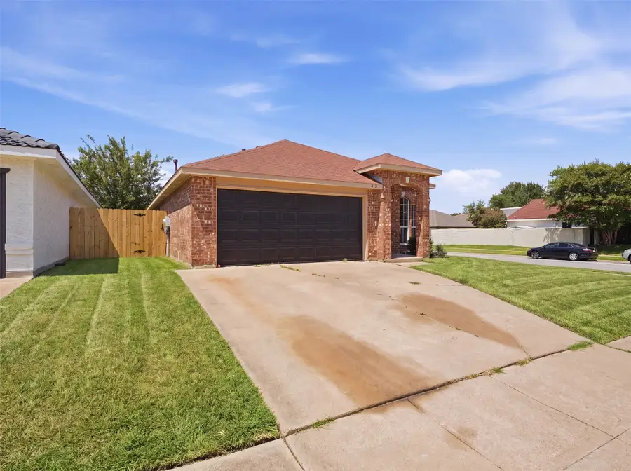 415 Cross Cut Drive, Arlington, TX 76018 - #3