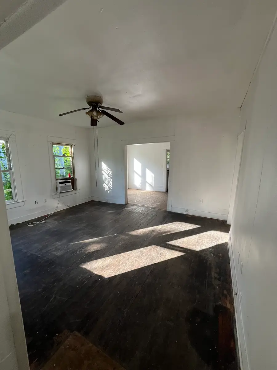 208 N Lumpkin Street, Mart, TX 76664 - #2