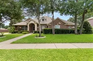 5624 English Oak Drive, Fort Worth, TX 76244