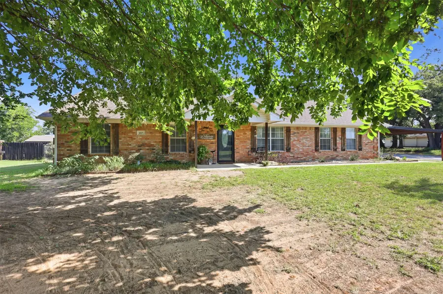1115 E 6th Street, Springtown, TX 76082 - #2