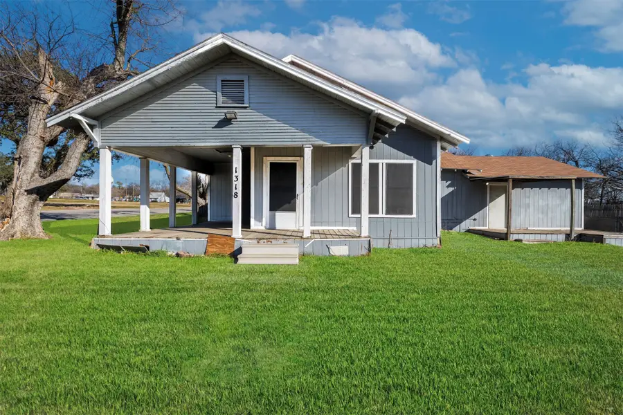 1318 Hanover Street, Weatherford, TX 76086 - #2