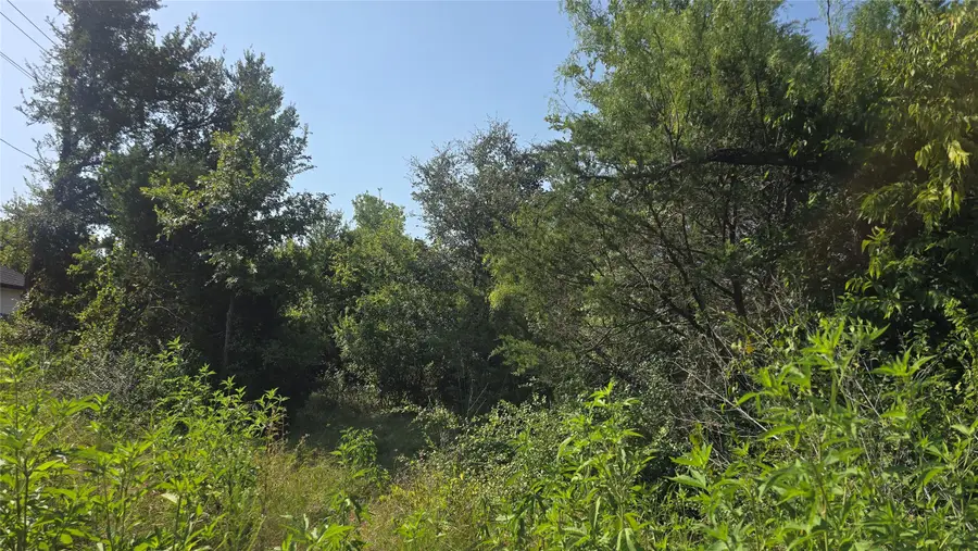 5615 Stonegate Circle, Granbury, TX 76048 - #2