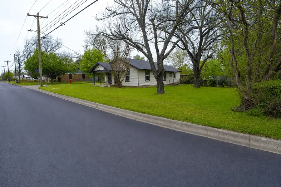 501 Eureka Street, Weatherford, TX 76086 - #3