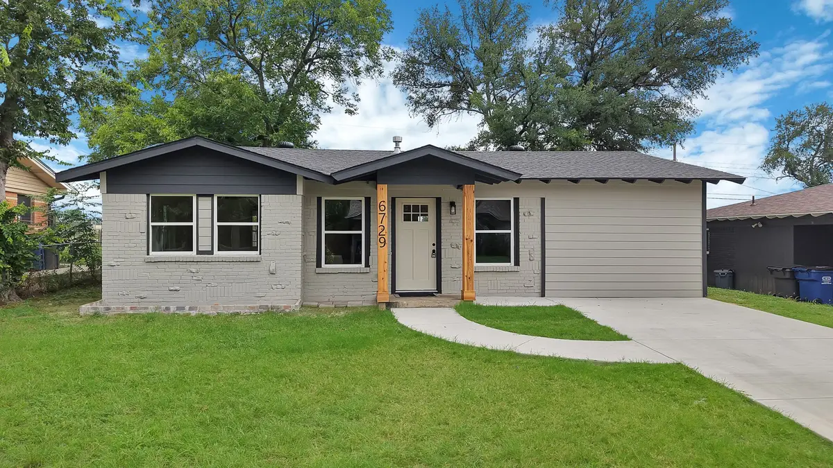 6729 Wallis Road, Lake Worth, TX 76135 - #1