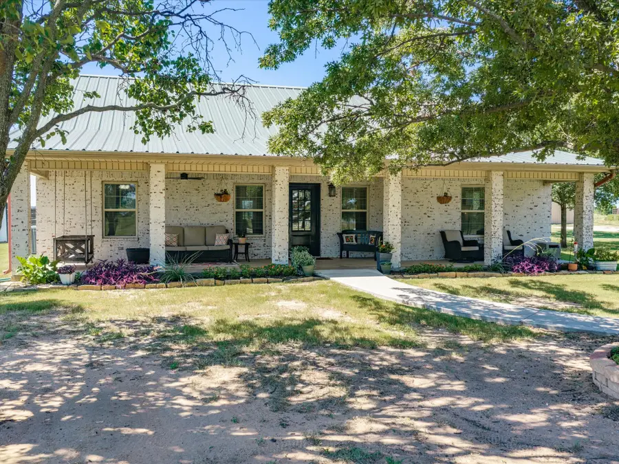 1835 Upper Montague Road, Bowie, TX 76230 - #3
