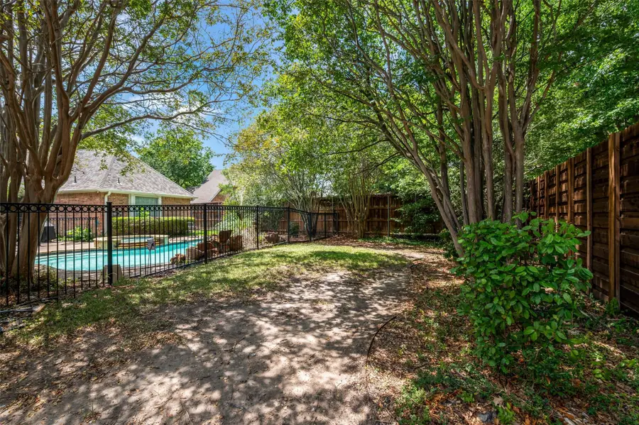 106 Charlottesville Avenue, Colleyville, TX 76034 - #3