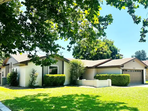3529 Kelvin Avenue, Fort Worth, TX 76133