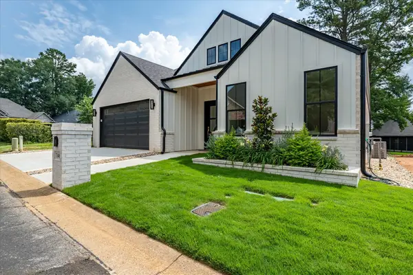 7146 Holly Square Court, Tyler, TX 75703