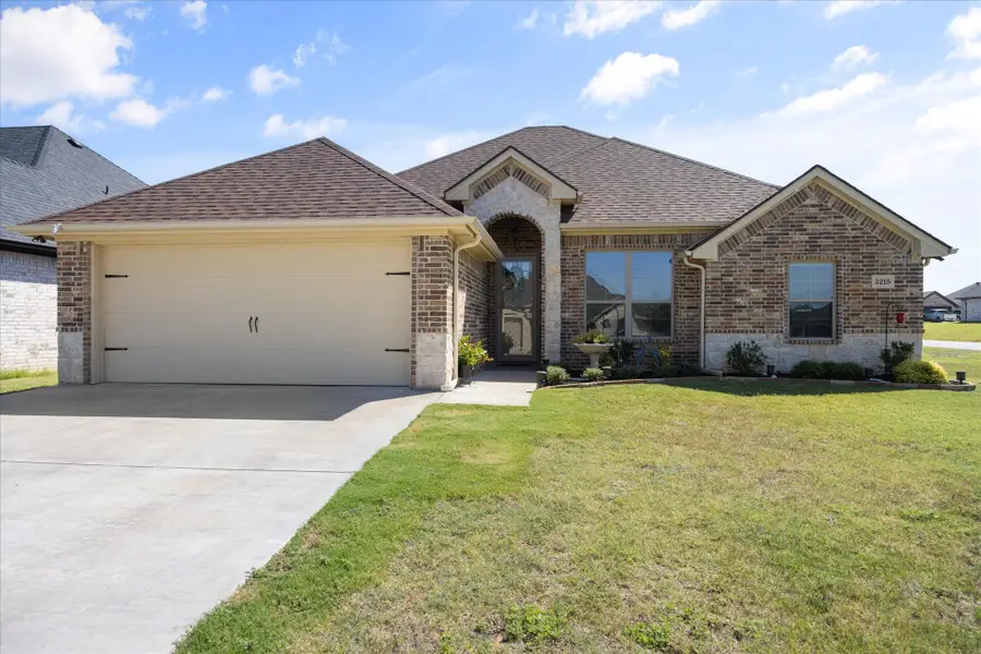 3215 Arrow Creek Drive, Granbury, TX 76049 - #2