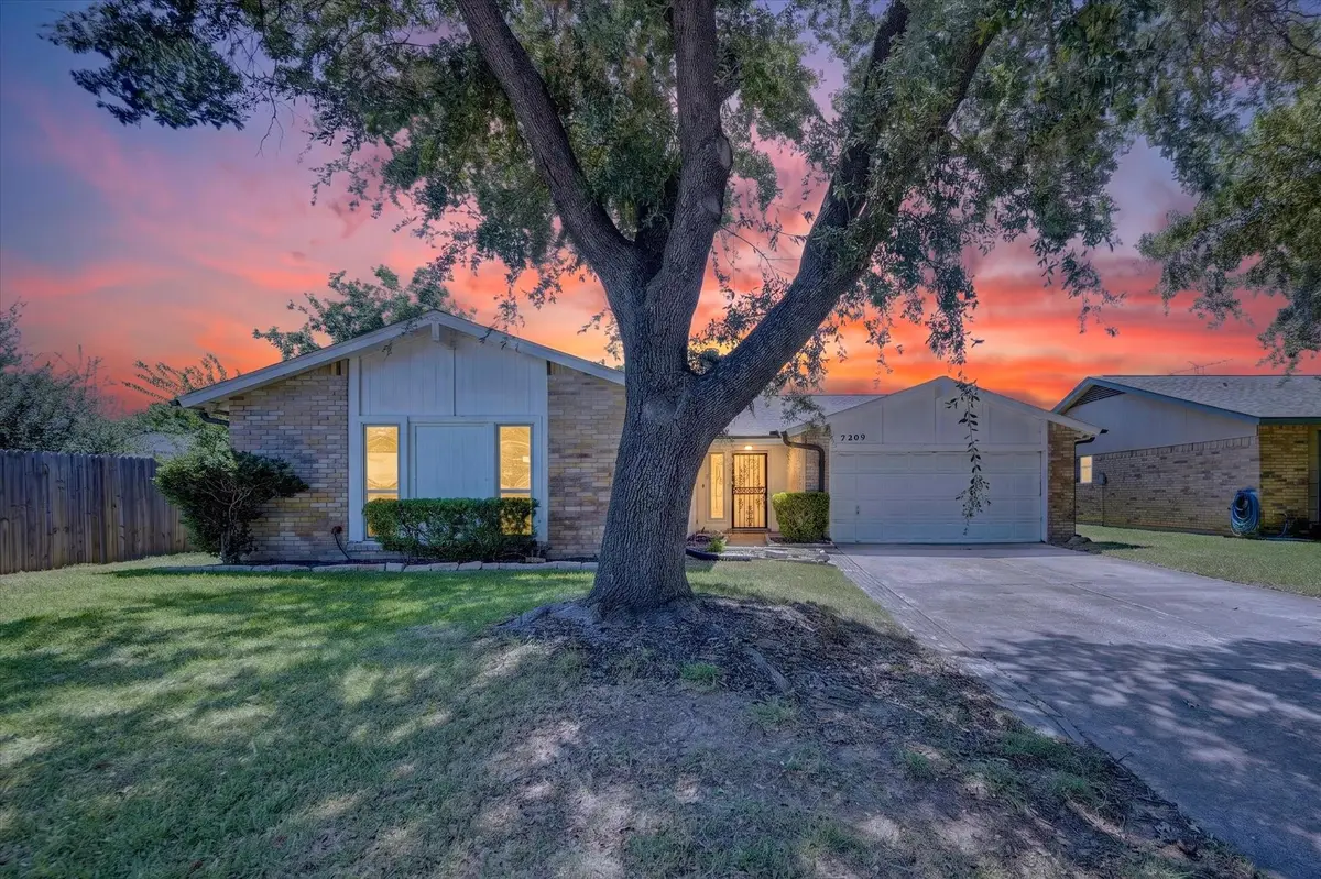 7209 Cleburne Road, Fort Worth, TX 76133 - #1