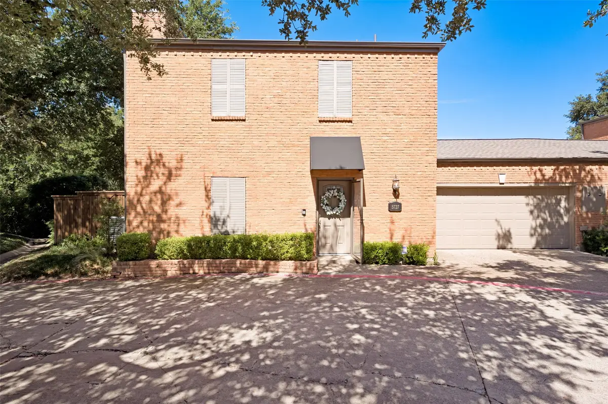 5727 Remington Park Square, Dallas, TX 75252 - #1
