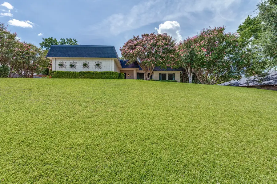 6 Crosslands Road, Benbrook, TX 76132 - #2