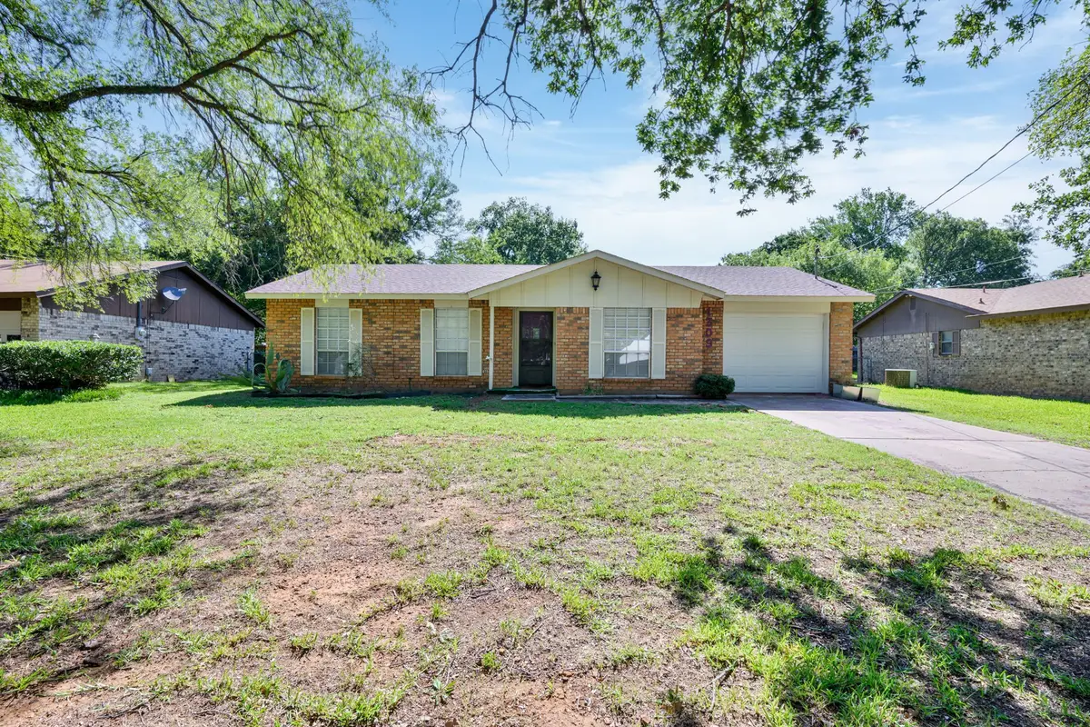 1309 East Street, Graham, TX 76450 - #1