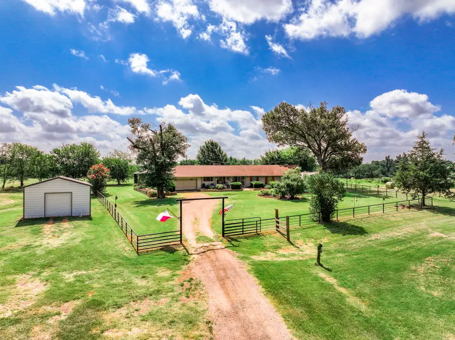 8727 S Fm 69, Como, TX 75431 - #2
