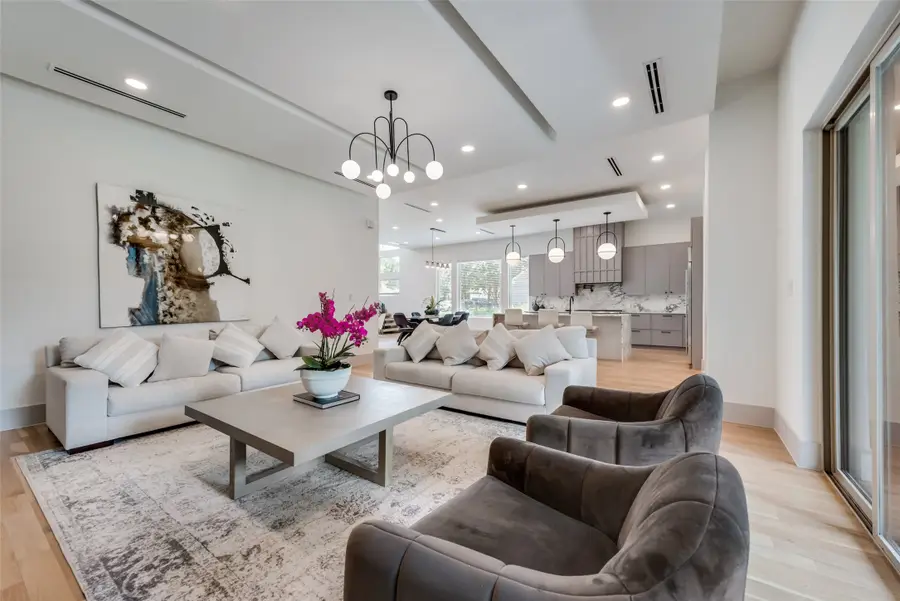4528 W Amherst Avenue, Dallas, TX 75209 - #3