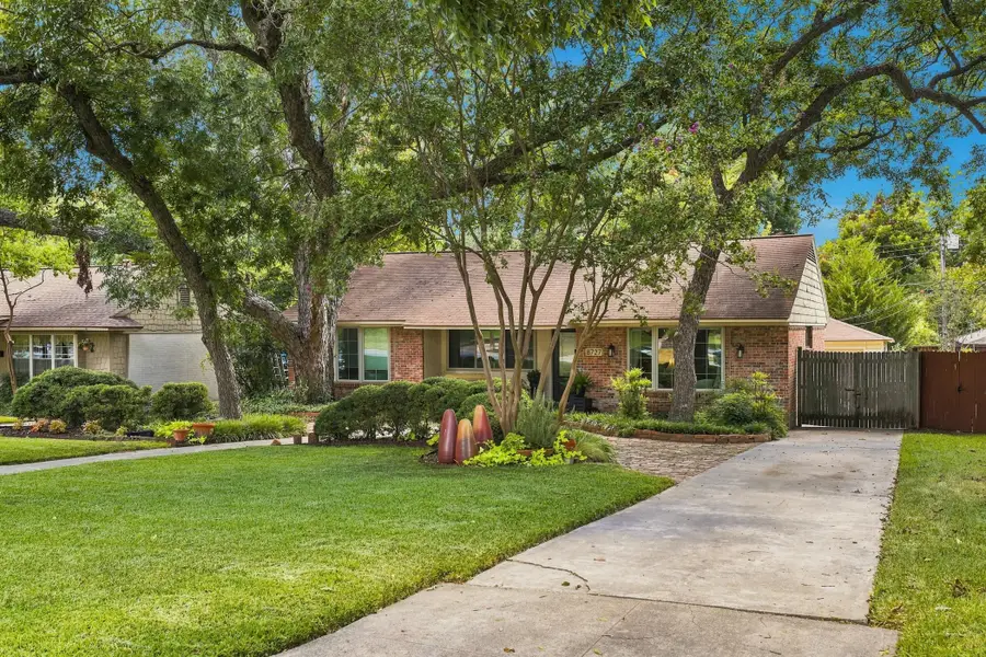 8727 Fawn Drive, Dallas, TX 75238 - #3