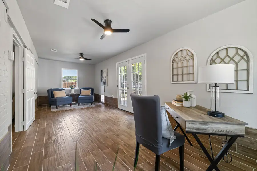 2801 Rosebud Lane, Richland Hills, TX 76118 - #3