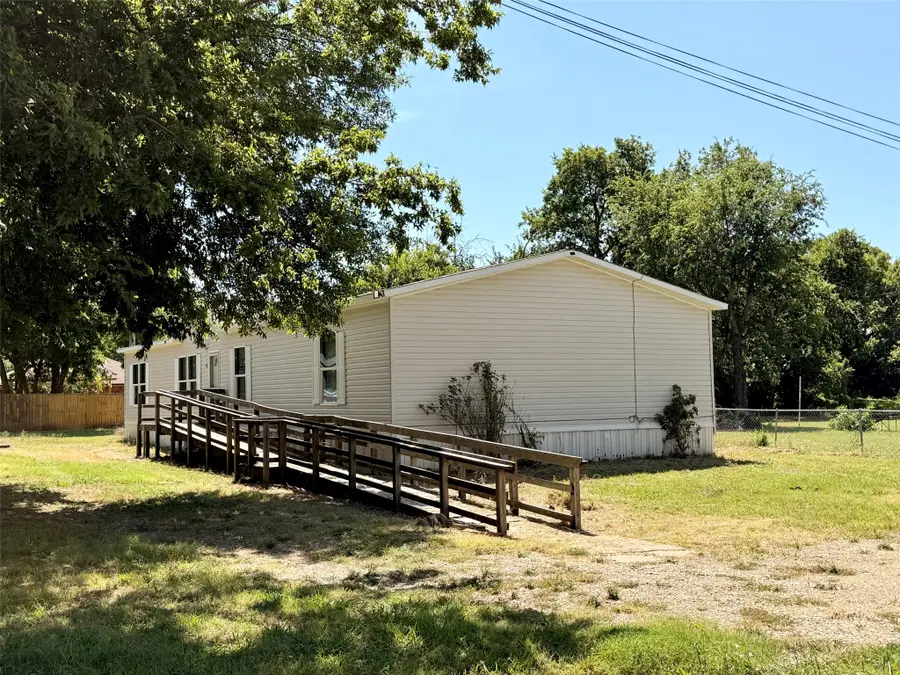 90 2nd Street, Honey Grove, TX 75446 - #3
