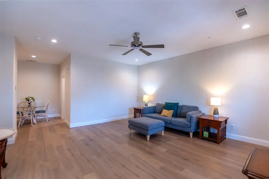 10660 Park Village Place #C, Dallas, TX 75230 - #3