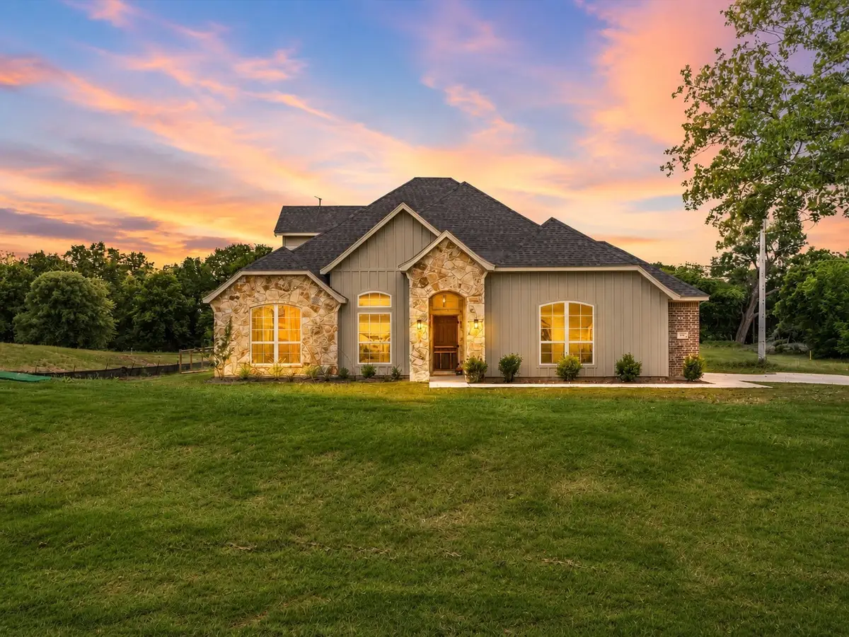 155 Rj Smith Drive, Boyd, TX 76023 - #1