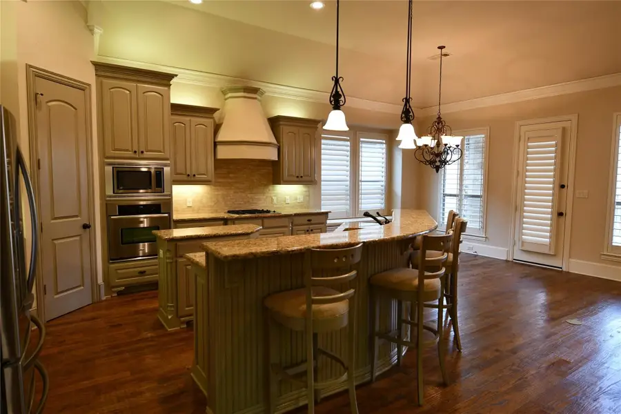 121 Montgomery Drive, Keller, TX 76248 - #3