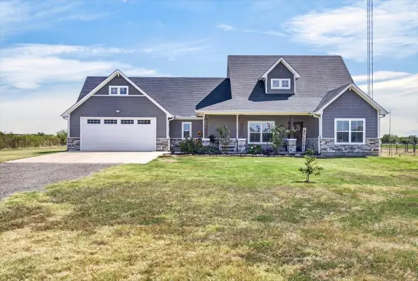 18244 County Road 4001, Mabank, TX 75147