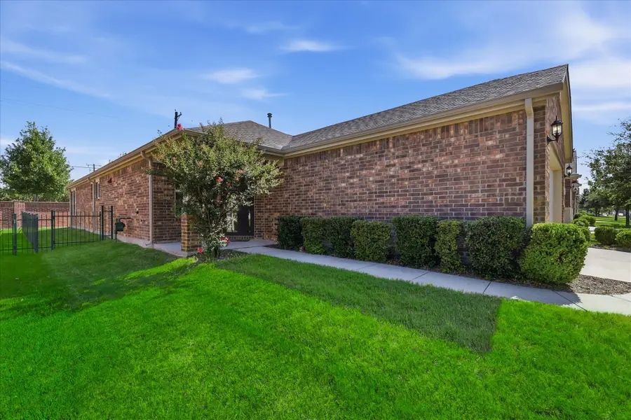 2090 Marsh Point Drive, Frisco, TX 75036 - #2