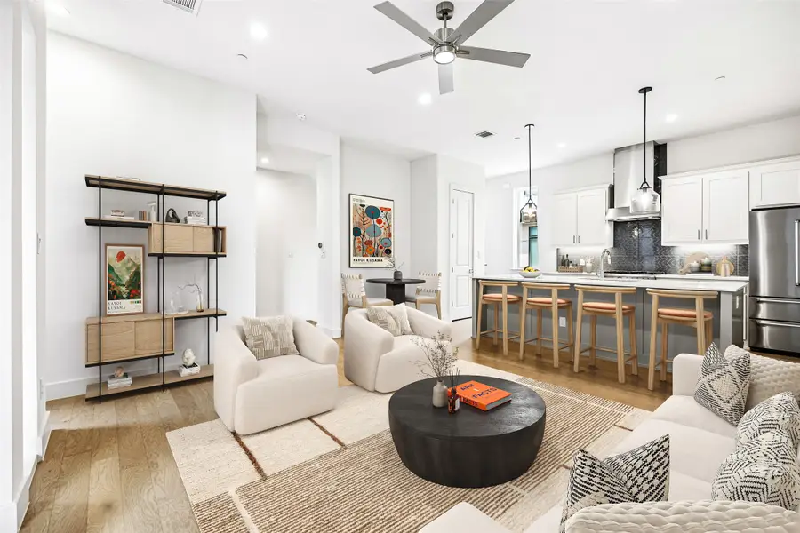 5707 Lindell Avenue #202, Dallas, TX 75206 - #3