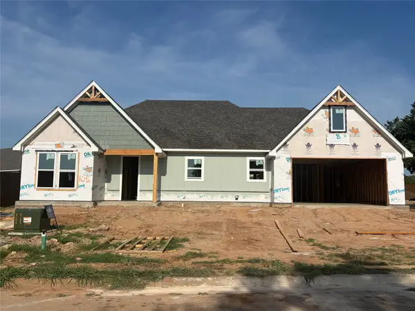 105 Vista Ridge Street, Glen Rose, TX 76043