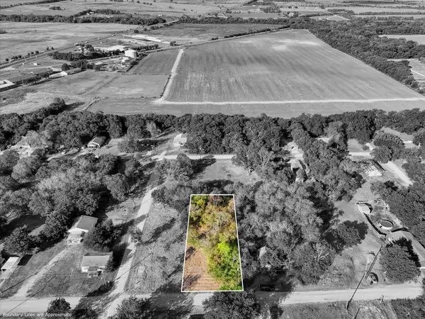 303 N Waco Street, Mart, TX 76664