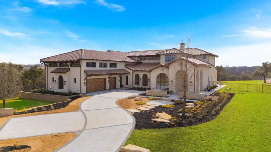10717 Arrowhead Point Drive, Fort Worth, TX 76179 - #2