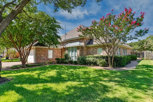 913 Mesquite Street, Gainesville, TX 76240
