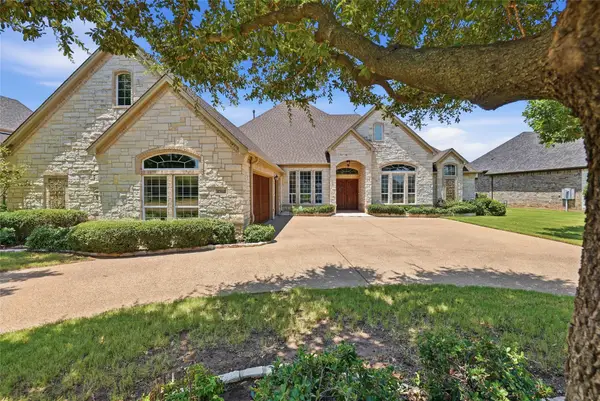 2703 Waters Edge Drive, Granbury, TX 76048