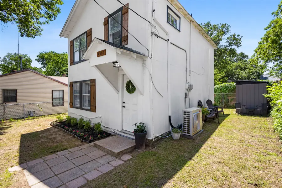 408 E Baylor Street, Weatherford, TX 76086 - #2