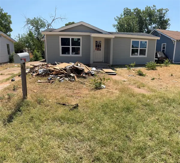 705 Ash Street, Merkel, TX 79601
