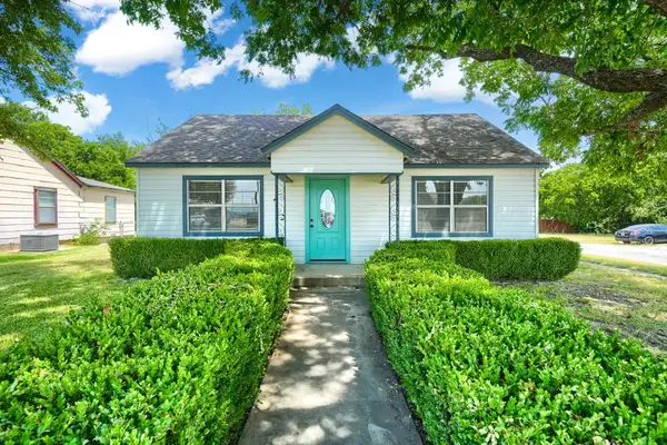 1802 Refinery Road, Gainesville, TX 76240