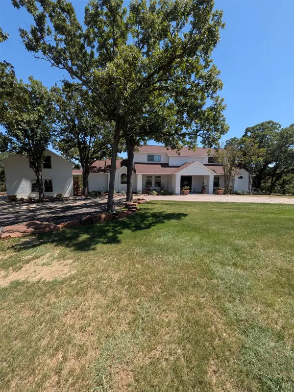 1481 Rolling Acres Drive, Argyle, TX 76226
