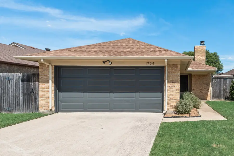 1724 Mimosa Lane, Euless, TX 76039 - #2