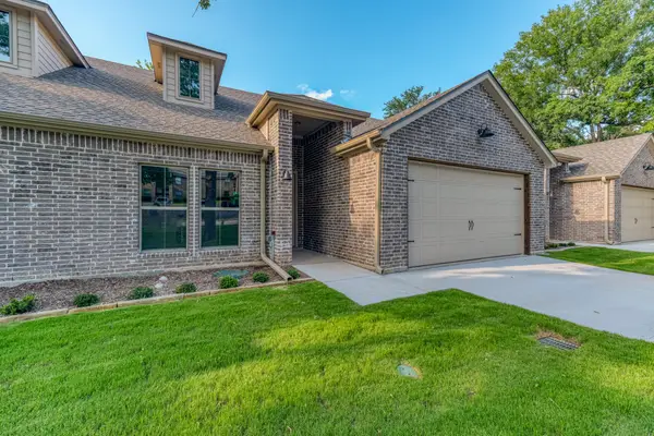 506 W Oak Street, Weatherford, TX 76086