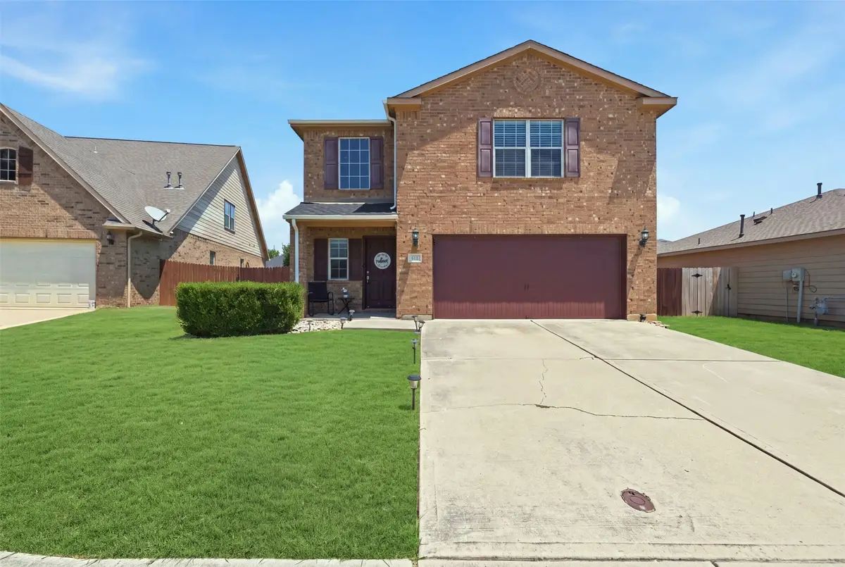 612 Lazy Crest Drive, Fort Worth, TX 76140 - #1