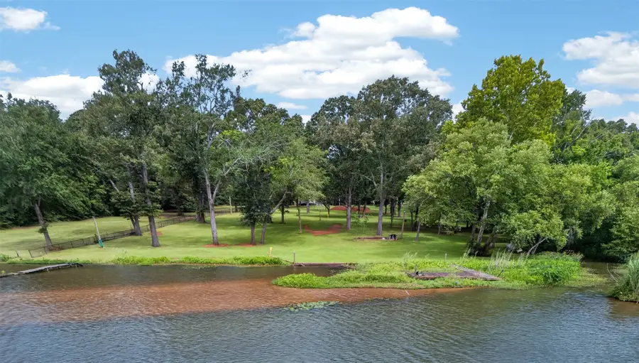 2401 Lake Park Ln, Jacksonville, TX 75766 - #2