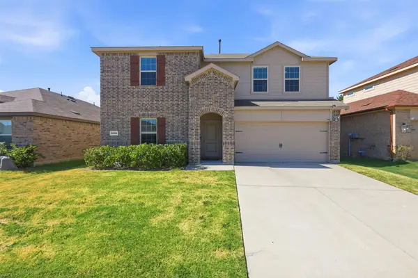 2200 Rustling Oaks Drive, Denton, TX 76209