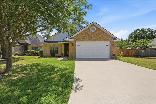 35 Greenway Bend, Pottsboro, TX 75076
