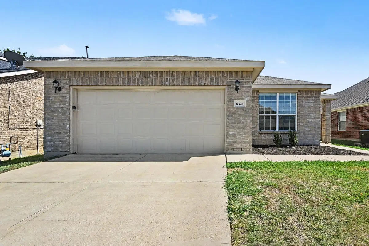 6321 Ferncreek Lane, Fort Worth, TX 76179 - #1