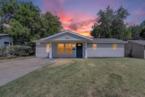 1022 Denton Drive, Euless, TX 76039