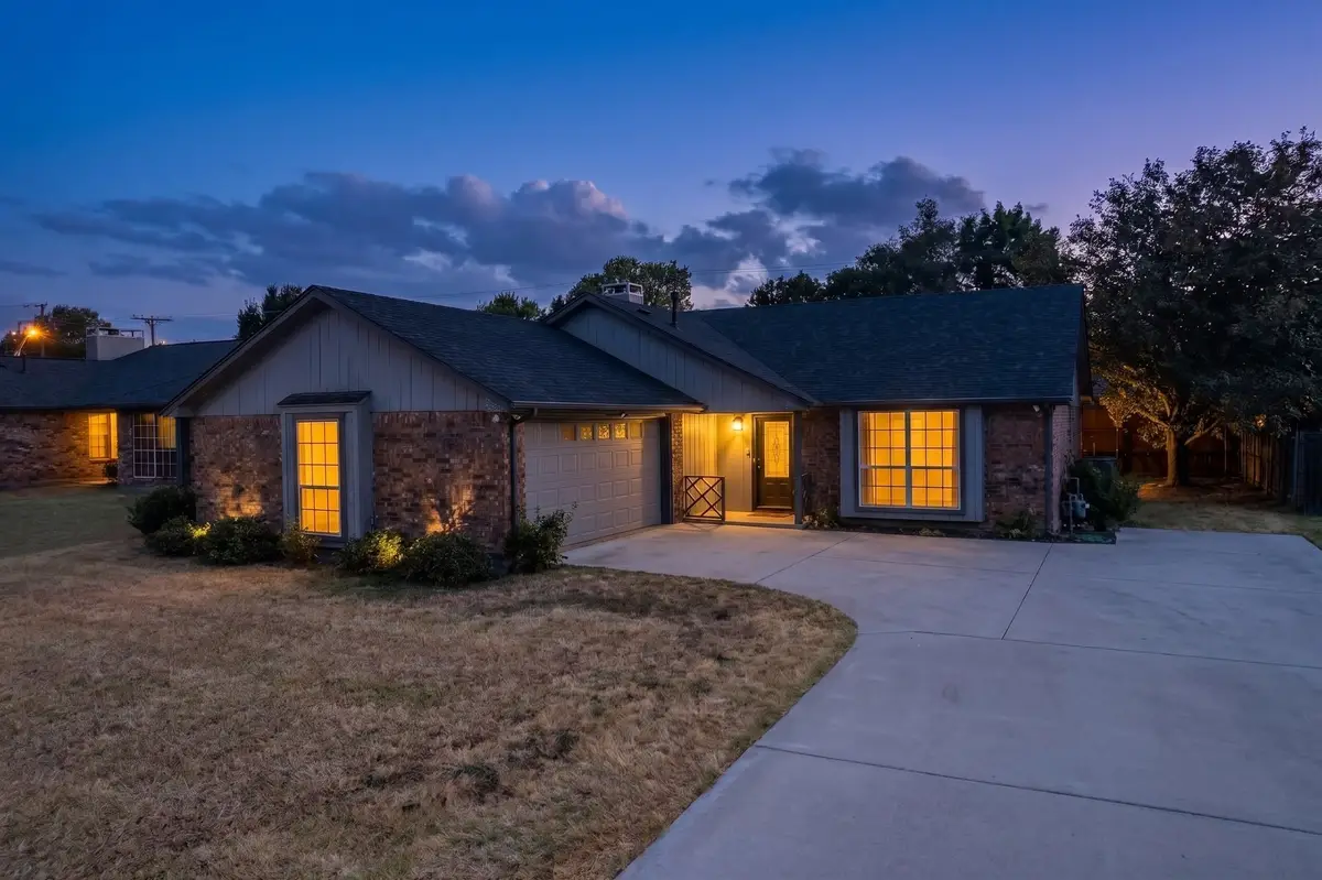 107 Modene Avenue, Waxahachie, TX 75165 - #1