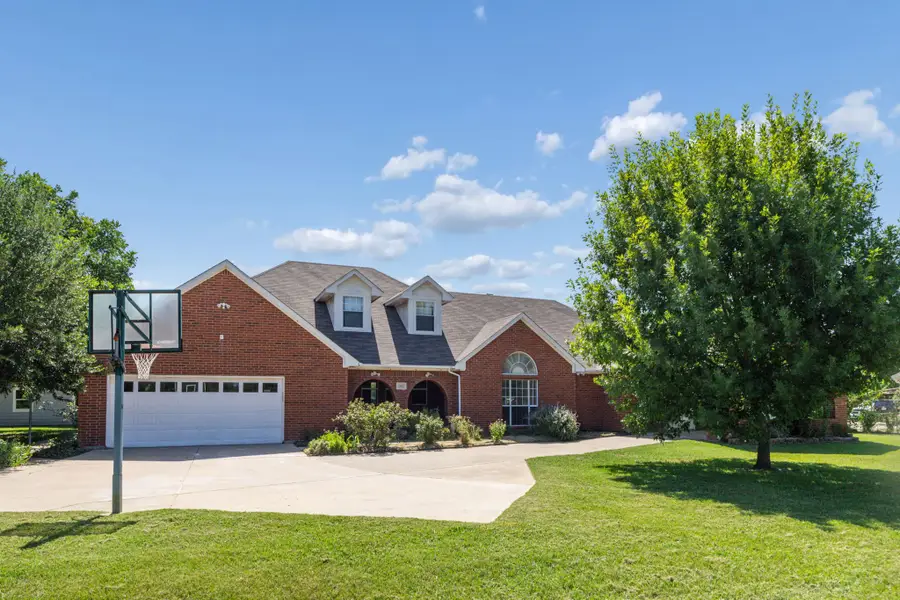 2412 Chickering Road, Cleburne, TX 76031 - #2