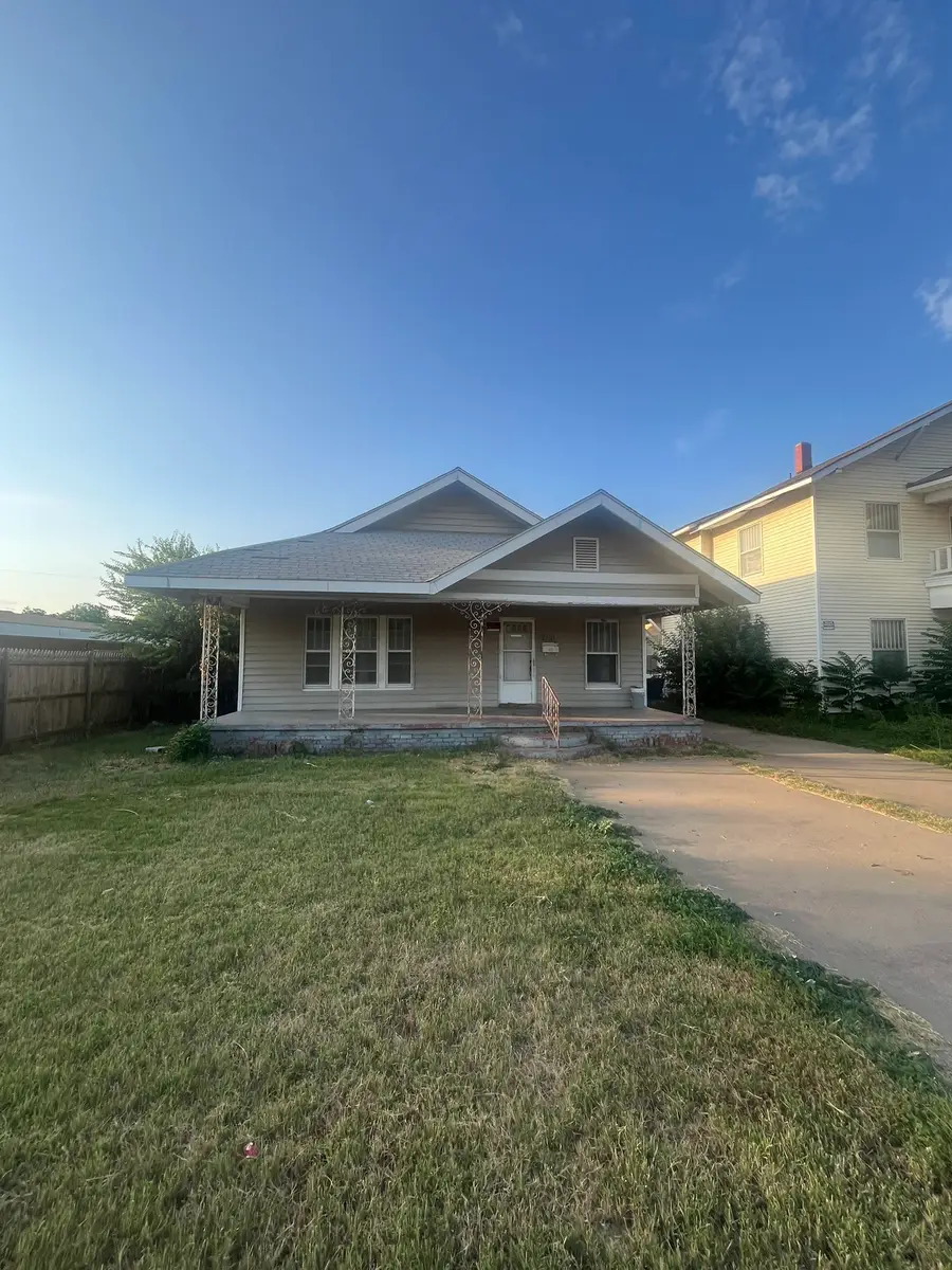 2110 9th Street, Wichita Falls, TX 76301 - #2