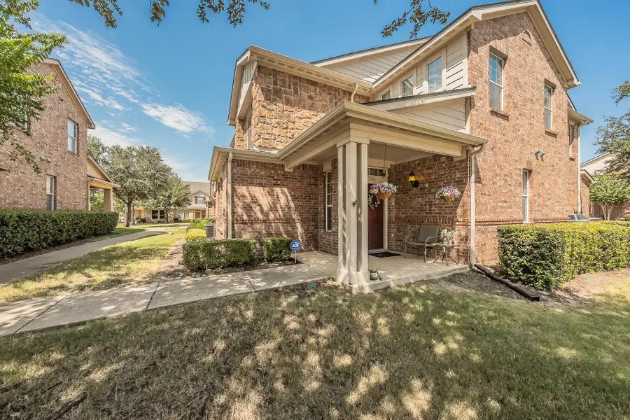 2741 Hyde Park Drive, Grand Prairie, TX 75050 - #2